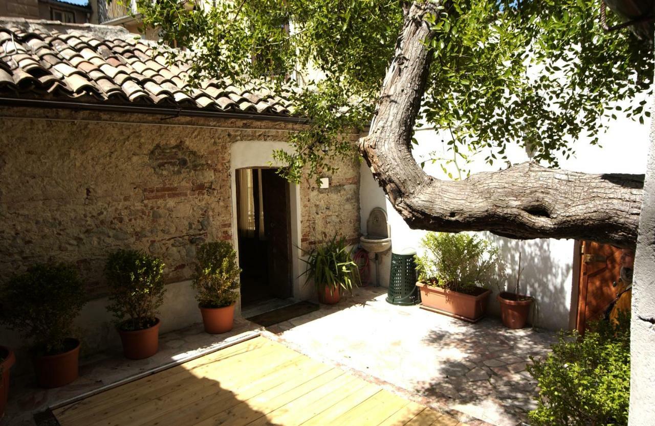 L'Albero Di Giuggiole Villa Cosenza Buitenkant foto